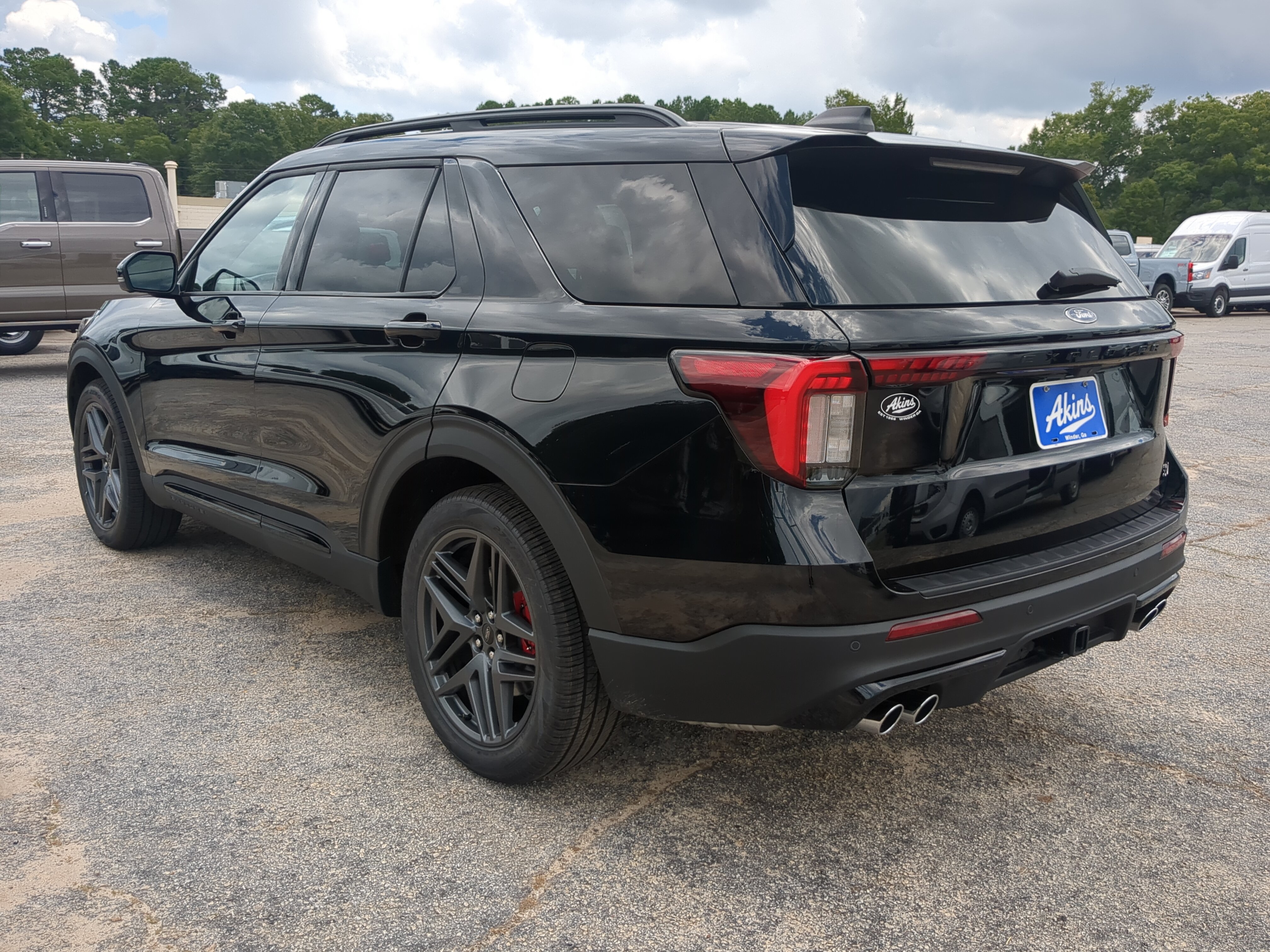 New 2026 Ford Explorer ST w/ Sun And Sound Package RWD image 5