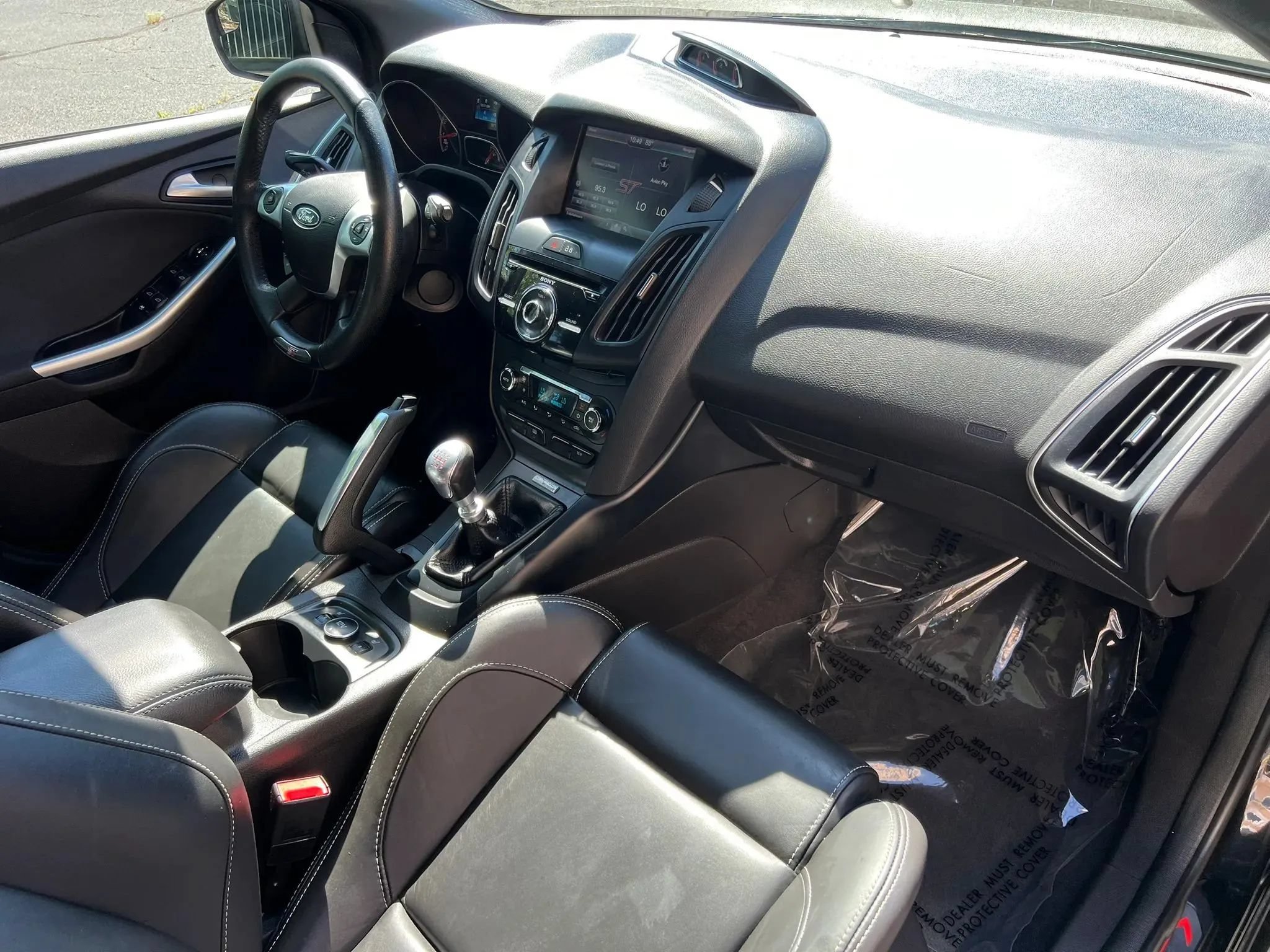 Used 2014 Ford Focus ST w/ Equipment Group 202A FWD image 16