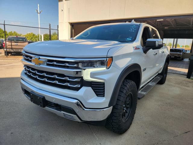 Used 2025 Chevrolet Silverado 1500 LTZ w/ LTZ Premium Texas Edition AWD/4WD video 3
