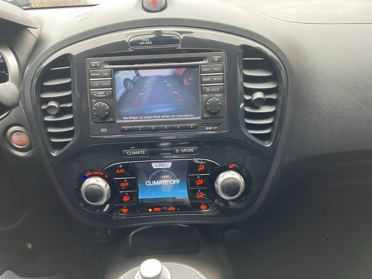 Used 2011 Nissan Juke SL AWD/4WD image 26
