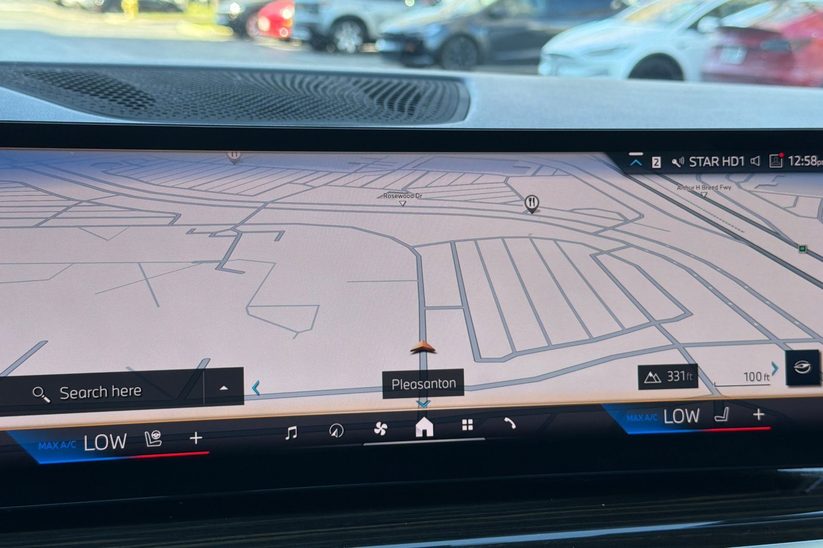 Certified 2024 BMW X7 xDrive40i w/ Premium Package image 27