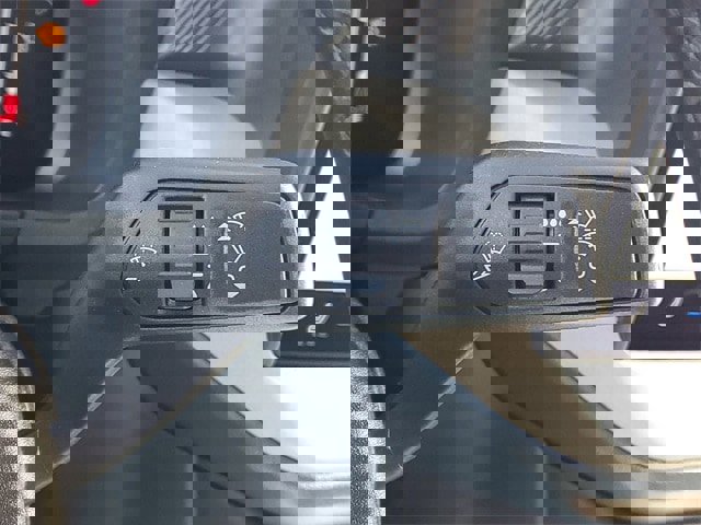 New 2025 Ford Maverick Lariat w/ 4K Tow Package image 22