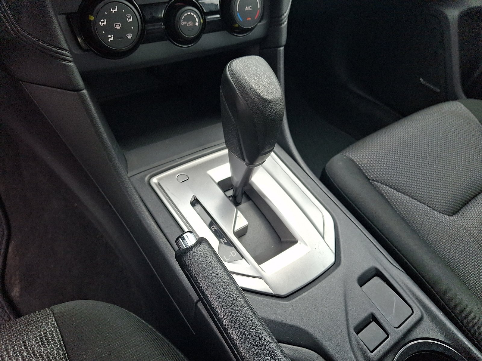 Used 2018 Subaru Impreza 2.0i AWD/4WD image 14