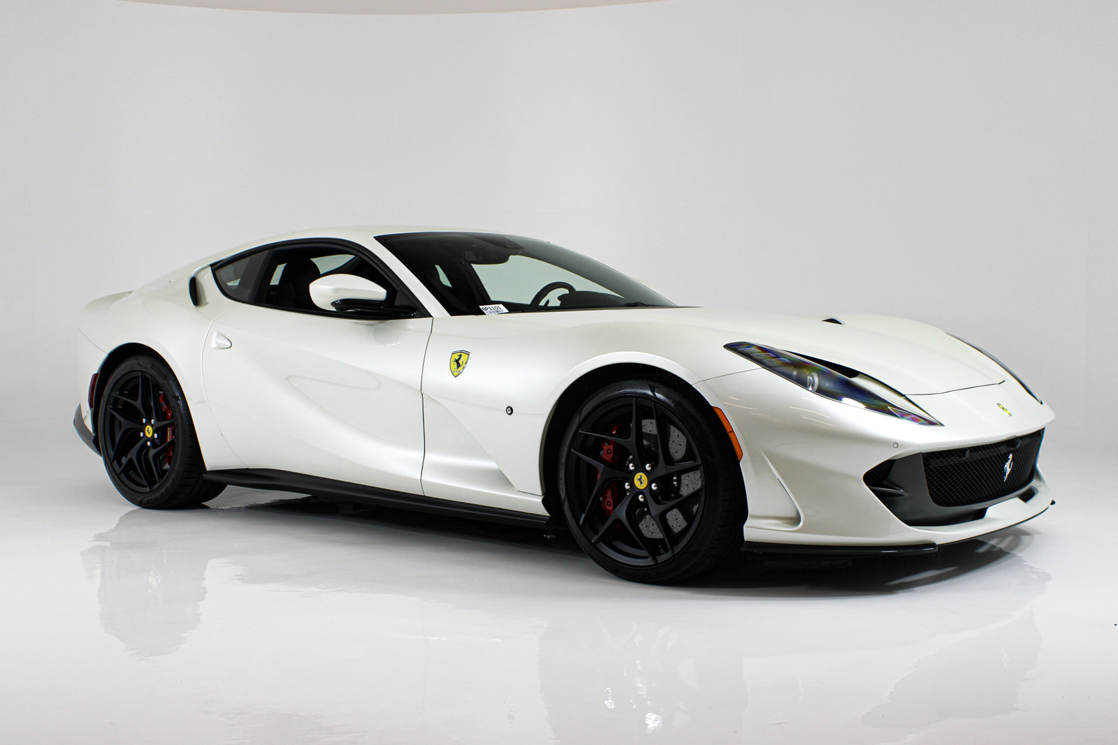 Used 2020 Ferrari 812 Superfast RWD image 12