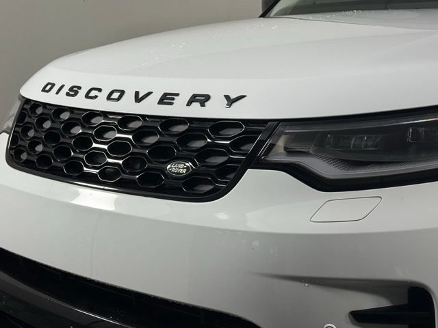 Certified 2025 Land Rover Discovery Dynamic SE AWD/4WD image 14