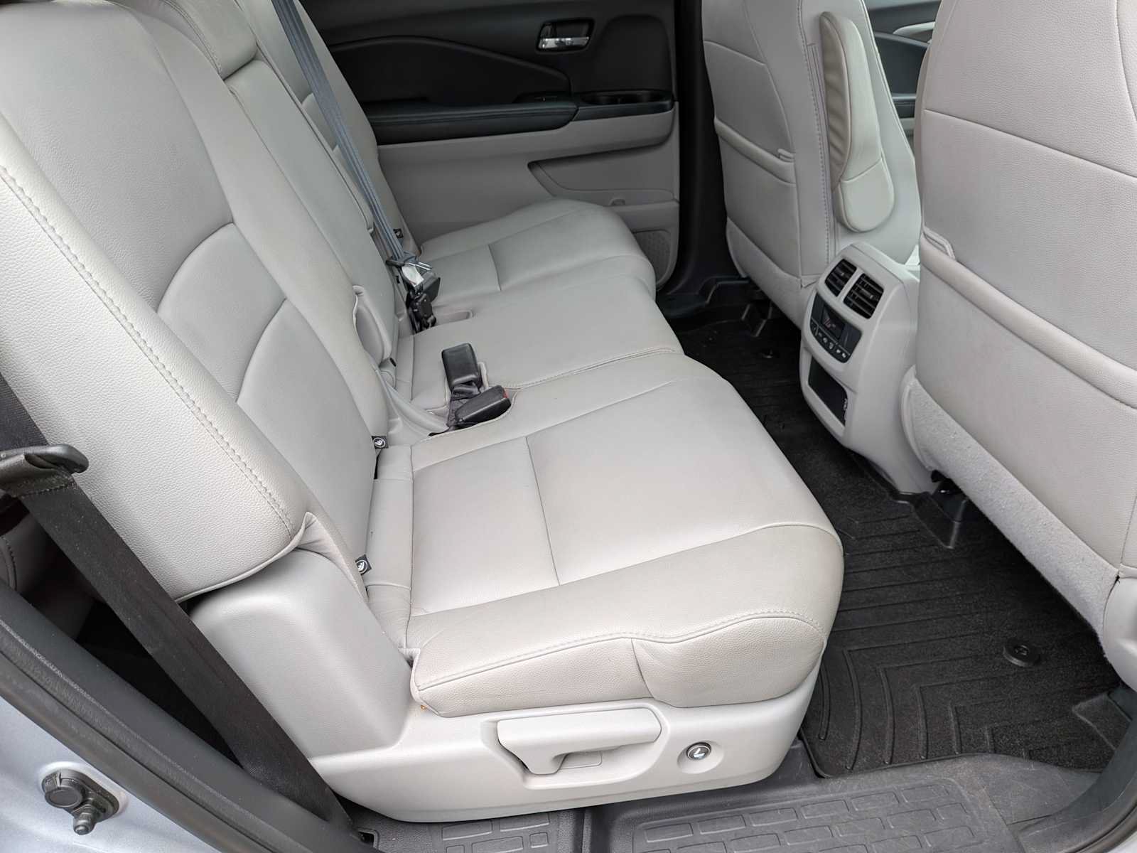 Used 2019 Honda Pilot EX-L image 20