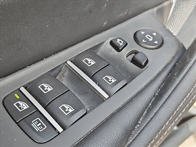 Used 2021 BMW M550i xDrive w/ Dynamic Handling Package AWD/4WD image 12