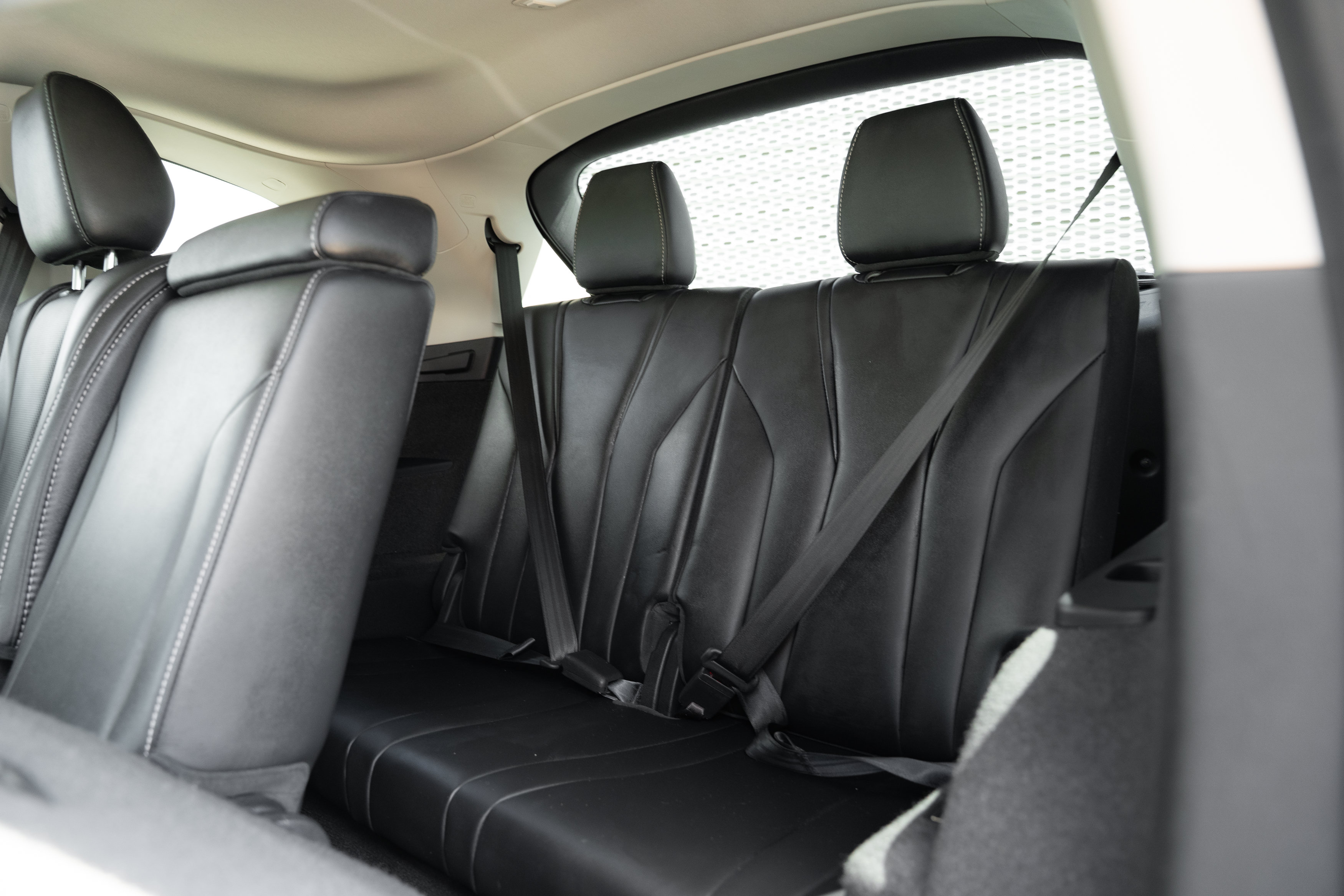 Used 2024 Acura MDX SH-AWD w/ Technology Package image 30
