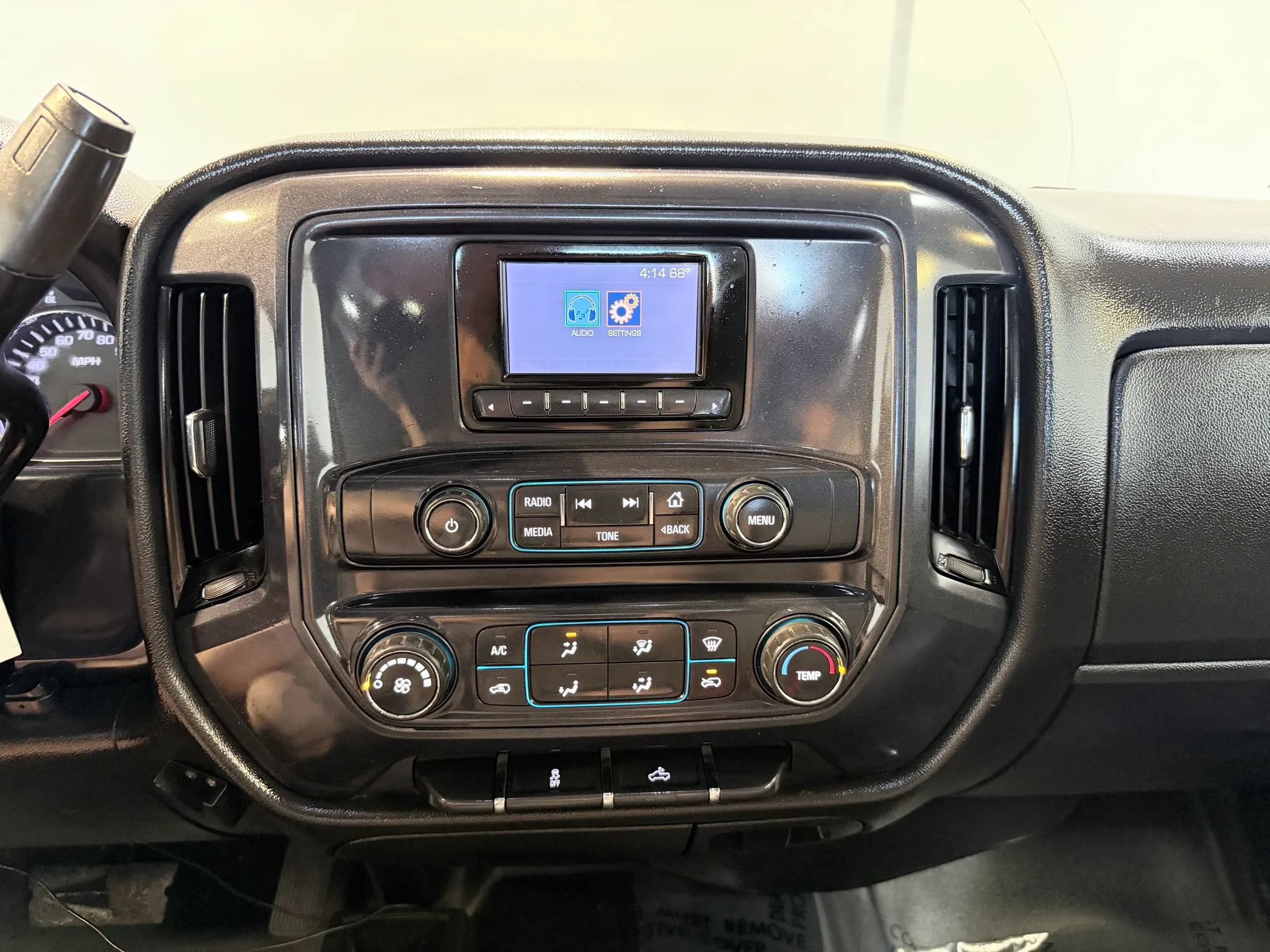 Used 2015 Chevrolet Silverado 2500 W/T w/ Snow Plow Prep Package AWD/4WD image 16