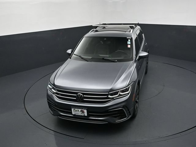 Used 2022 Volkswagen Tiguan SEL R-Line AWD/4WD image 13