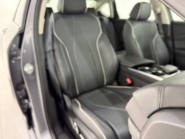 Used 2023 Acura TLX w/ Advance Package AWD/4WD image 19