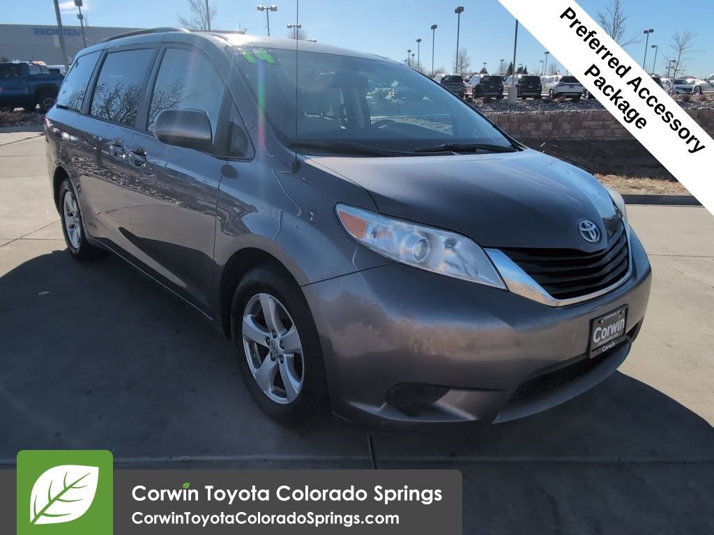 Used 2014 Toyota Sienna LE 360° Tour