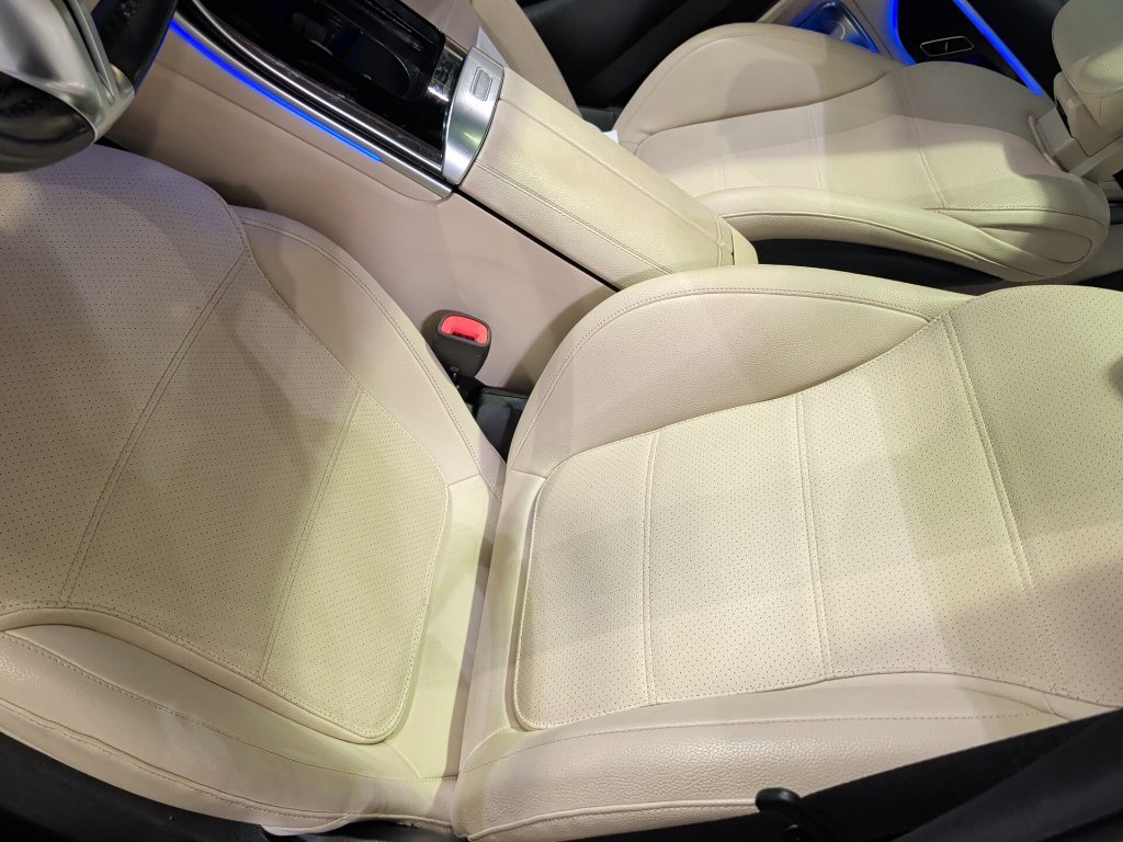 Used 2022 Mercedes-Benz C 300 4MATIC Sedan image 6