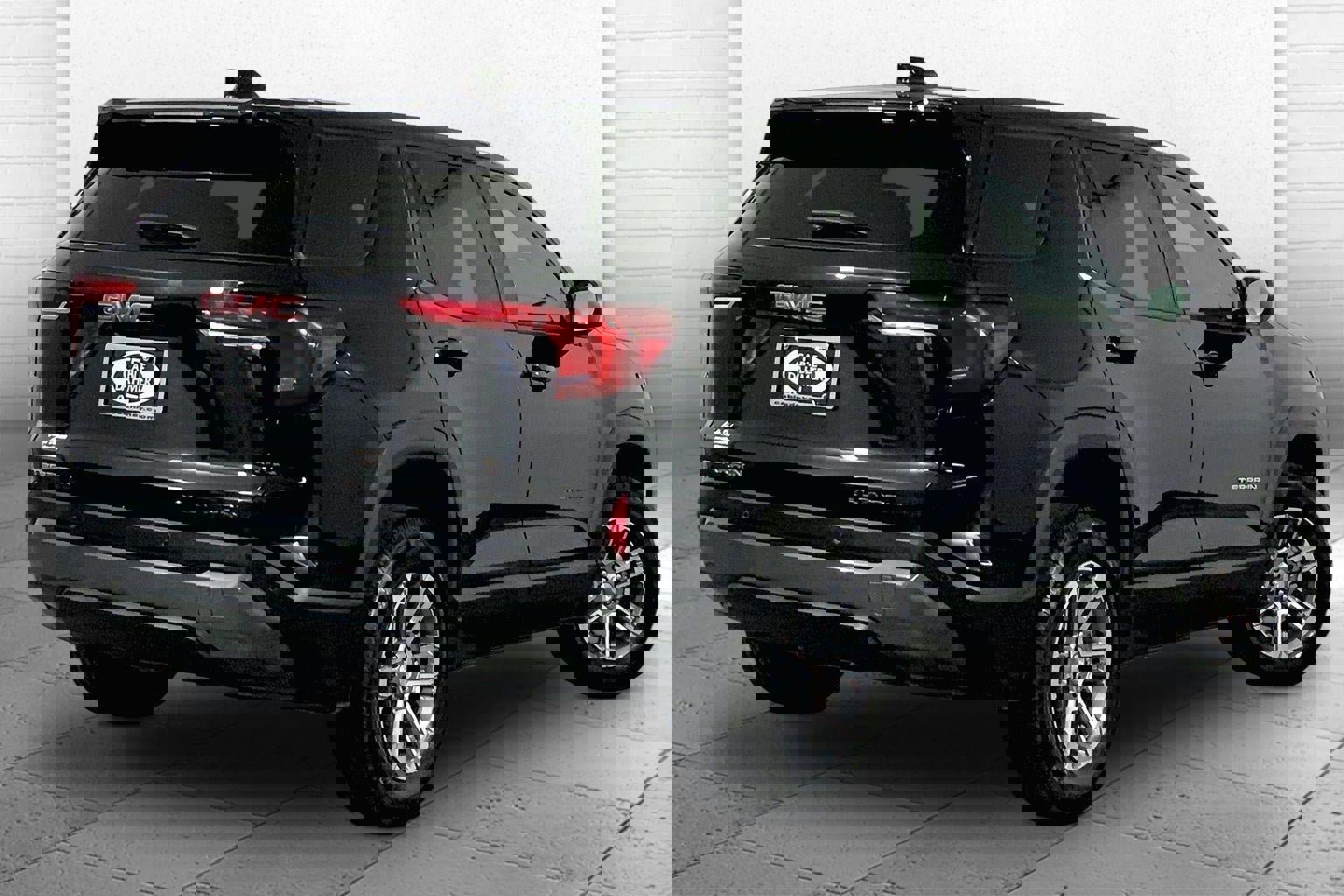 Used 2025 GMC Terrain Elevation image 13