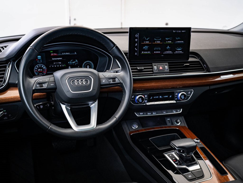 Used 2023 Audi Q5 2.0T Premium Plus w/ Premium Plus Package image 4