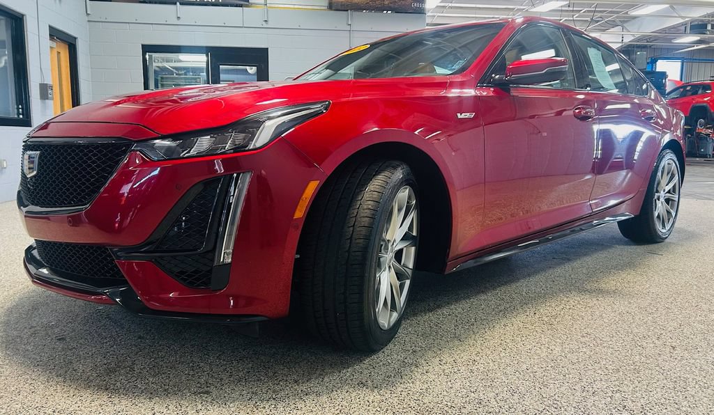 Used 2022 Cadillac CT5 V w/ Platinum Package AWD/4WD image 3