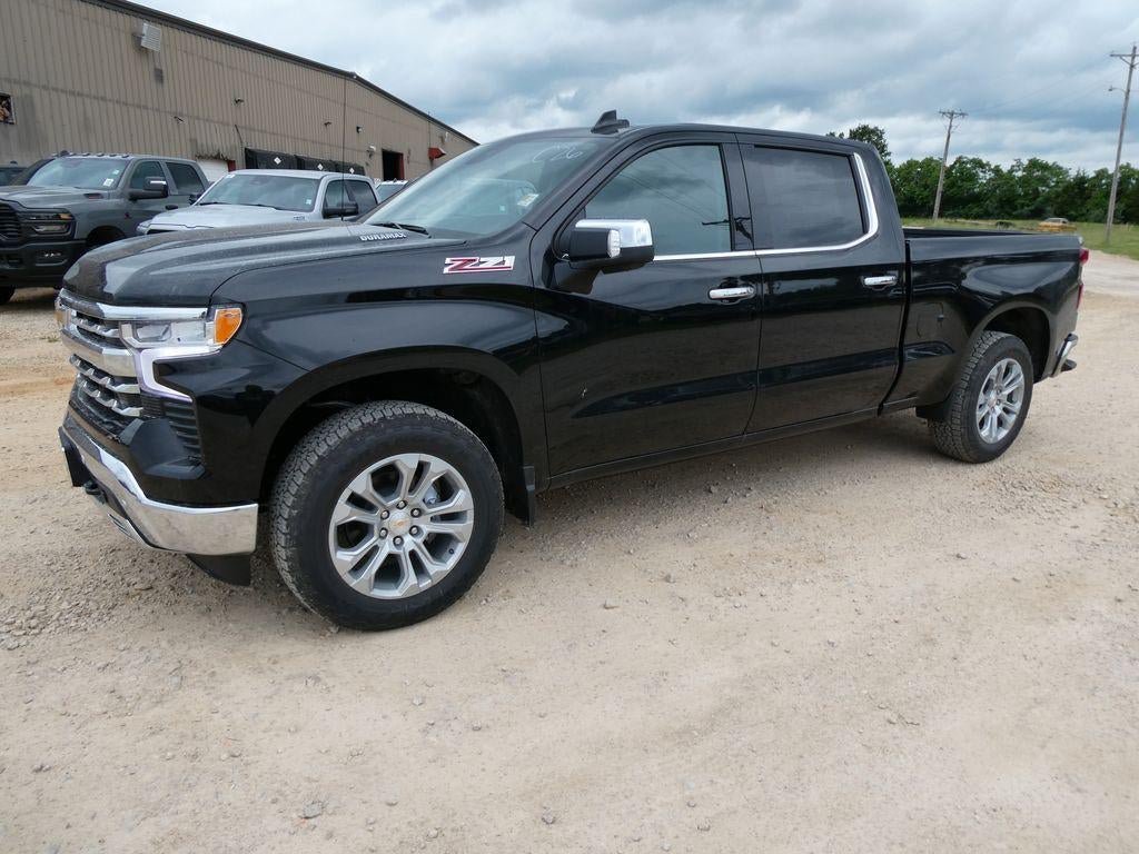 New 2026 Chevrolet Silverado 1500 LTZ w/ LTZ Premium Package AWD/4WD image 10