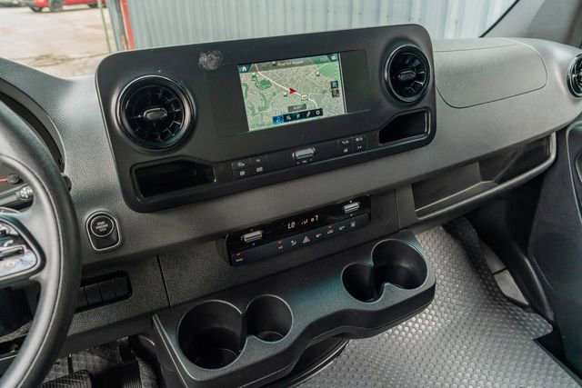 Used 2019 Mercedes-Benz Sprinter 2500 image 27