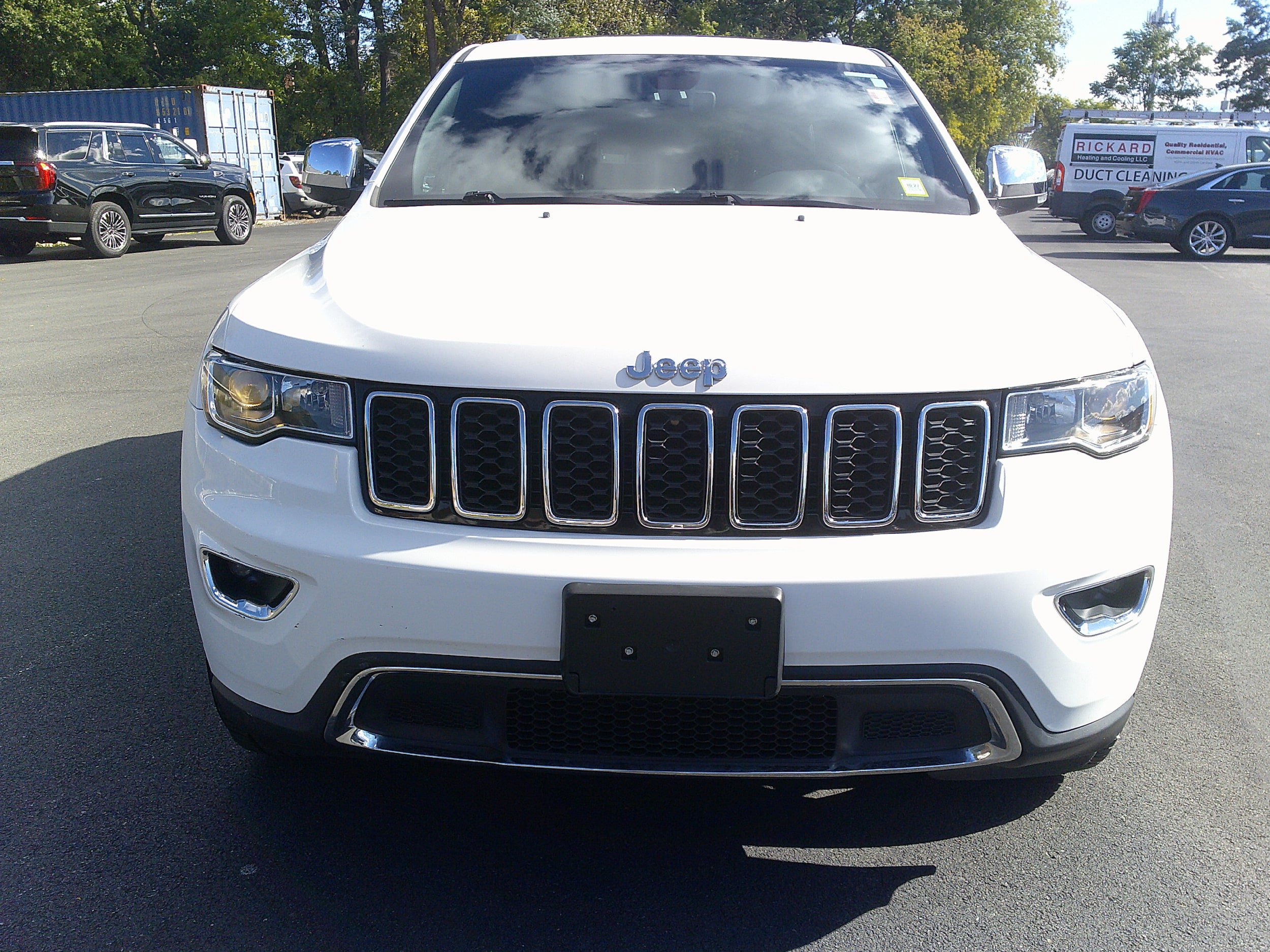 Used 2020 Jeep Grand Cherokee Limited AWD/4WD image 3