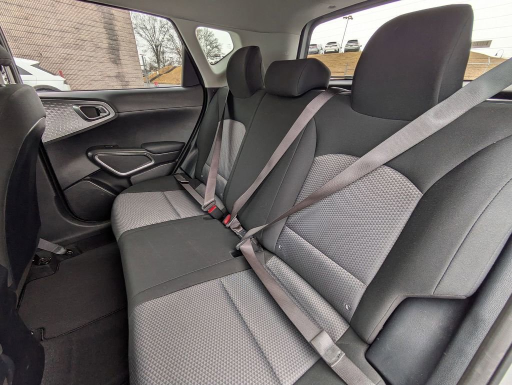 Used 2024 Kia Soul LX w/ Option Group 015 image 25