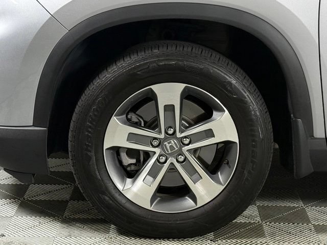 Used 2025 Honda Pilot EX-L image 12