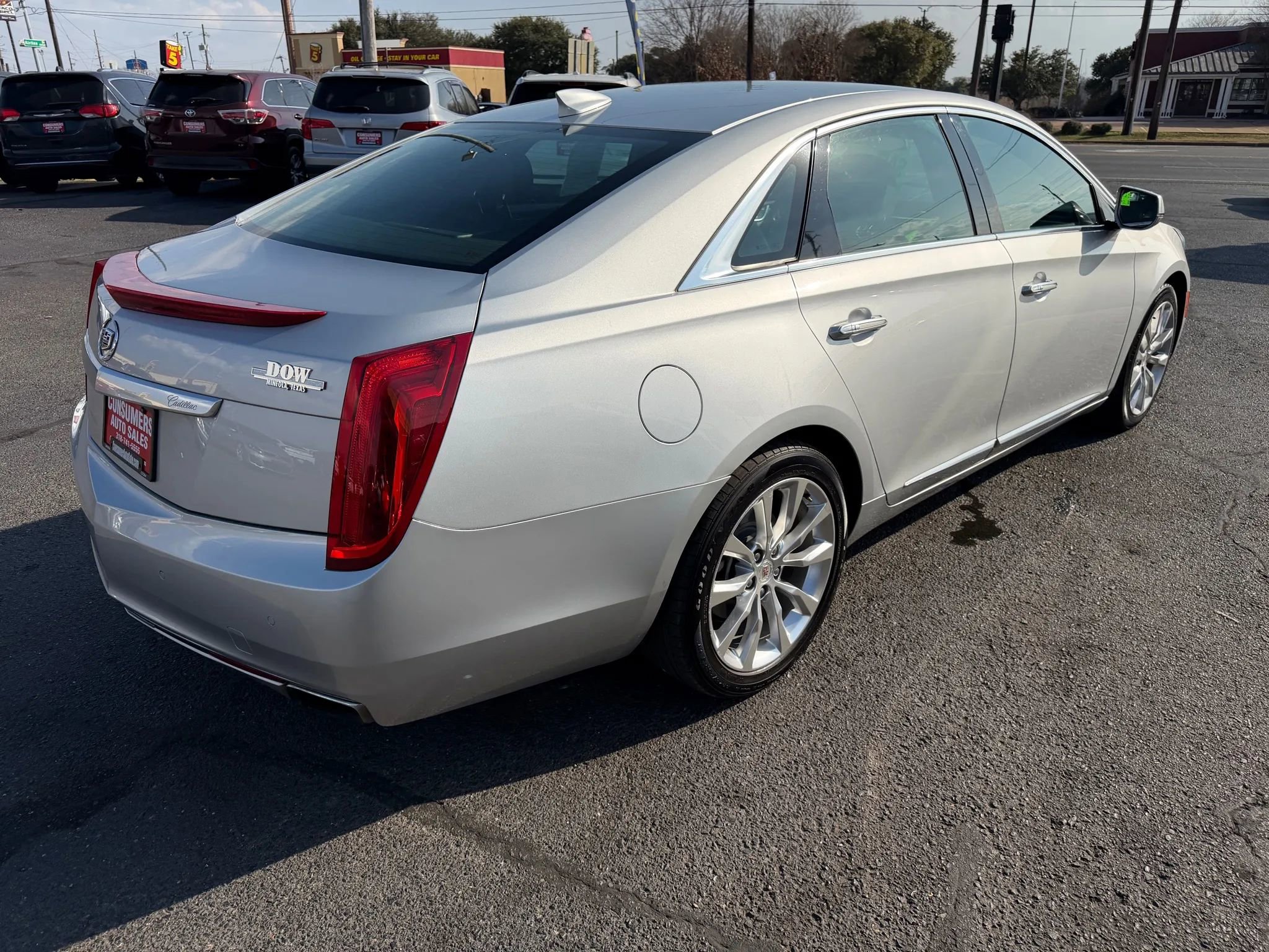 Used 2015 Cadillac XTS Luxury FWD image 19