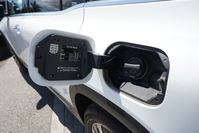 Used 2022 Mercedes-Benz GLB 250 4MATIC image 12