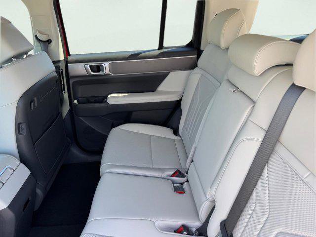 New 2027 Hyundai Santa Fe SEL AWD/4WD image 10
