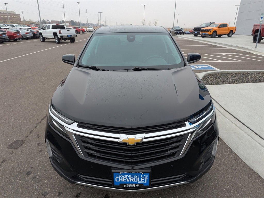 Used 2023 Chevrolet Equinox LT w/ Driver Convenience Package image 6