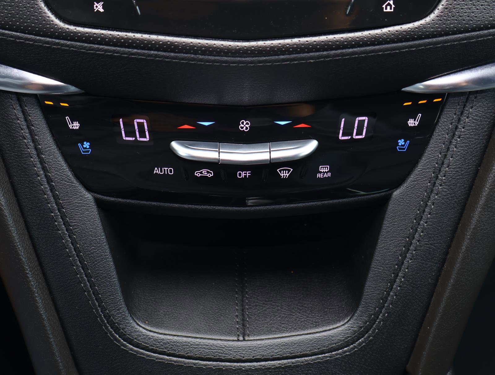 Certified 2023 Cadillac XT5 Sportv image 30