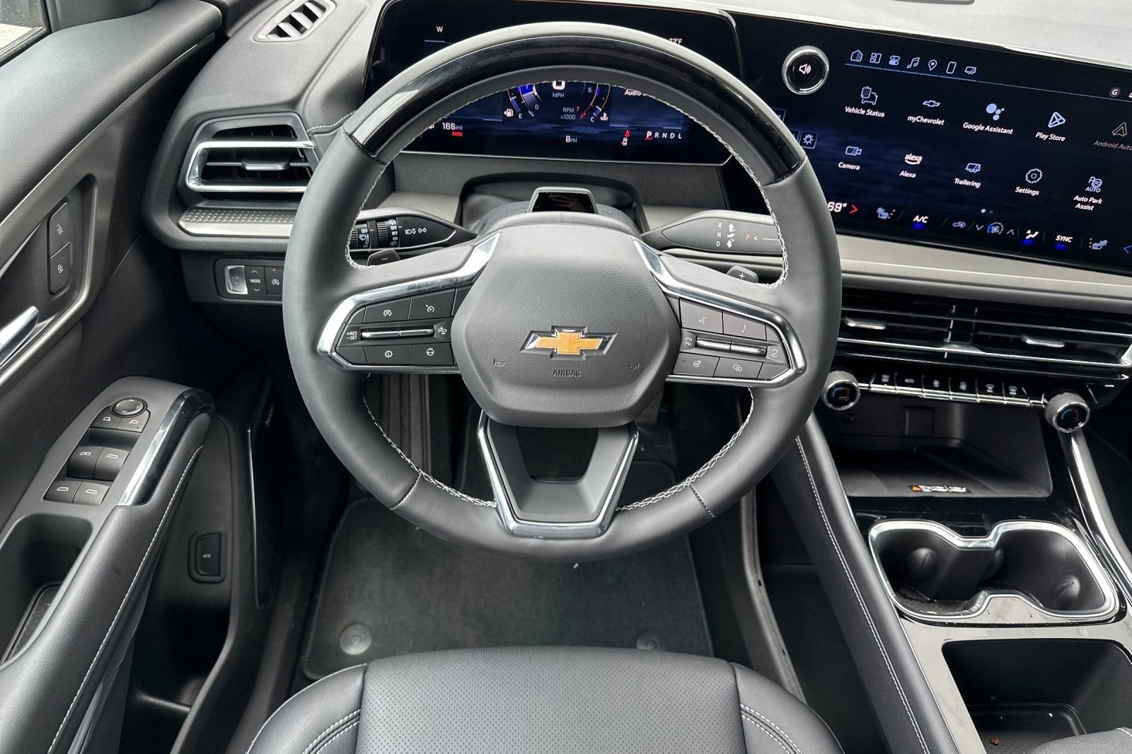 New 2025 Chevrolet Traverse LT w/ Enhanced Driving Package image 15