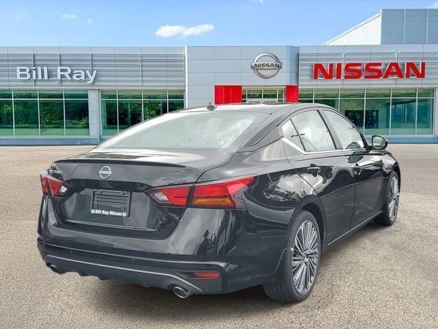 New 2026 Nissan Altima 2.5 SV FWD image 4