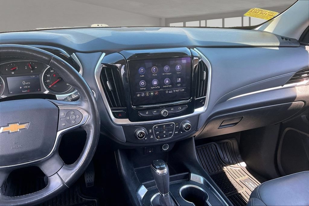 Used 2020 Chevrolet Traverse LT w/ Driver Confidence II Package FWD image 9