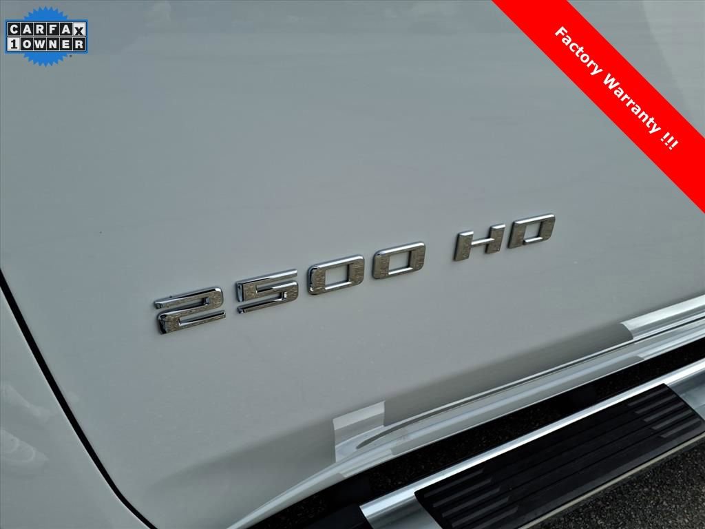Used 2025 Chevrolet Silverado 2500 LT w/ Convenience Package image 9