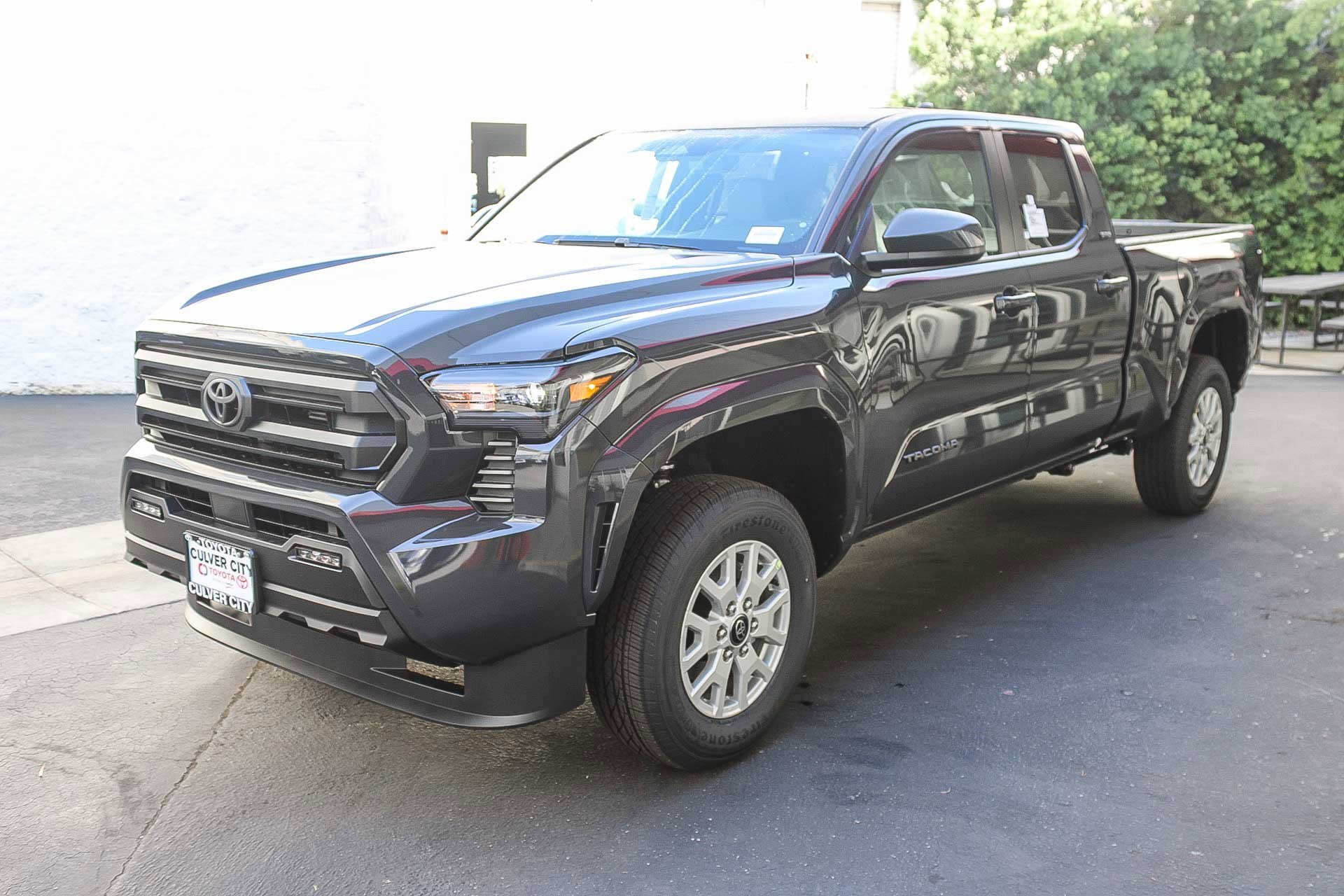 New 2025 Toyota Tacoma SR5 image 3