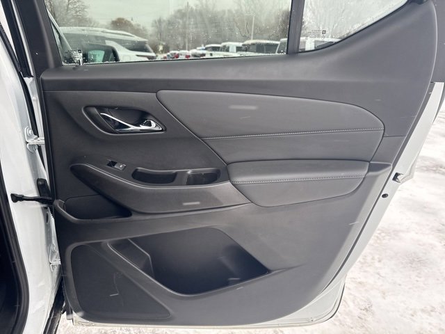 Used 2023 Chevrolet Traverse LT image 22