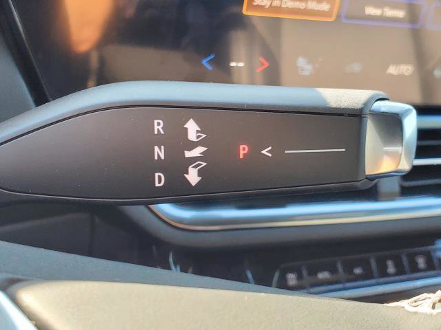 New 2026 Chevrolet Equinox EV LT image 16