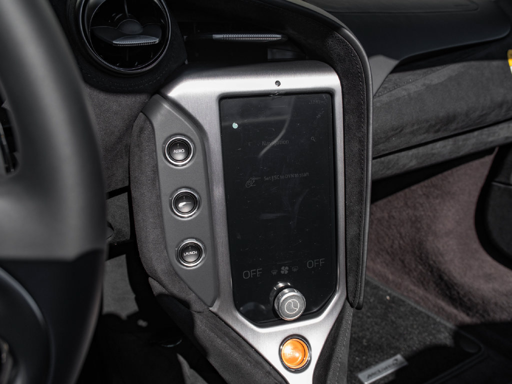 New 2026 McLaren 750S Spider RWD image 22