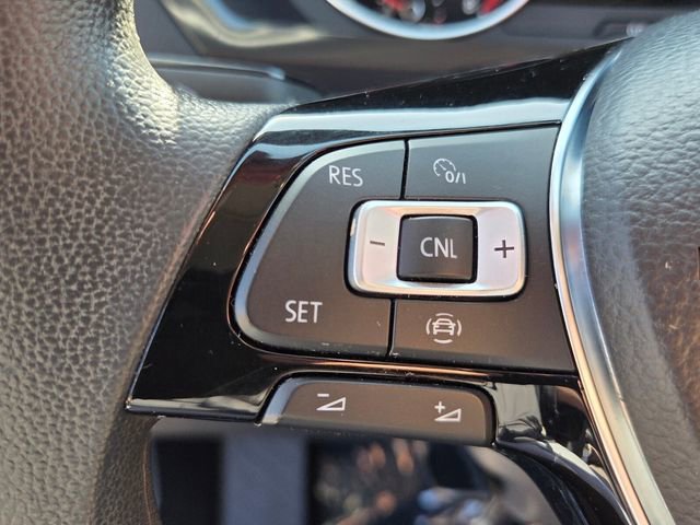 Used 2020 Volkswagen Tiguan S image 27