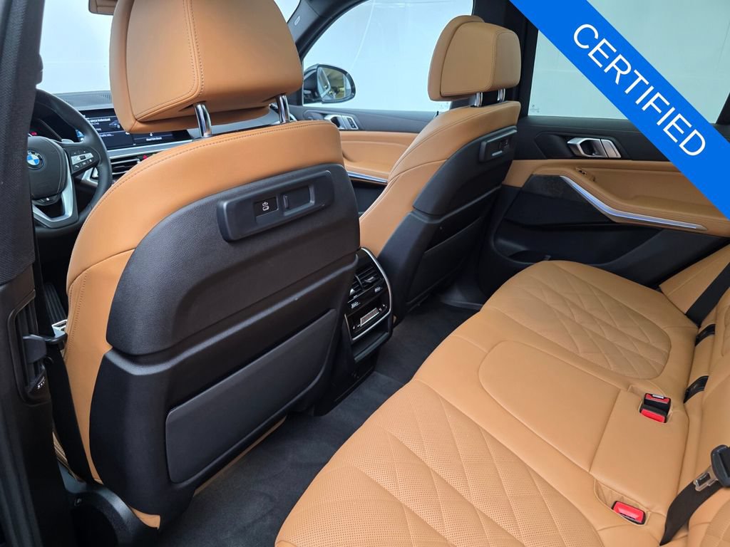 Certified 2023 BMW X5 xDrive45e w/ Luxury Seating Package AWD/4WD image 15
