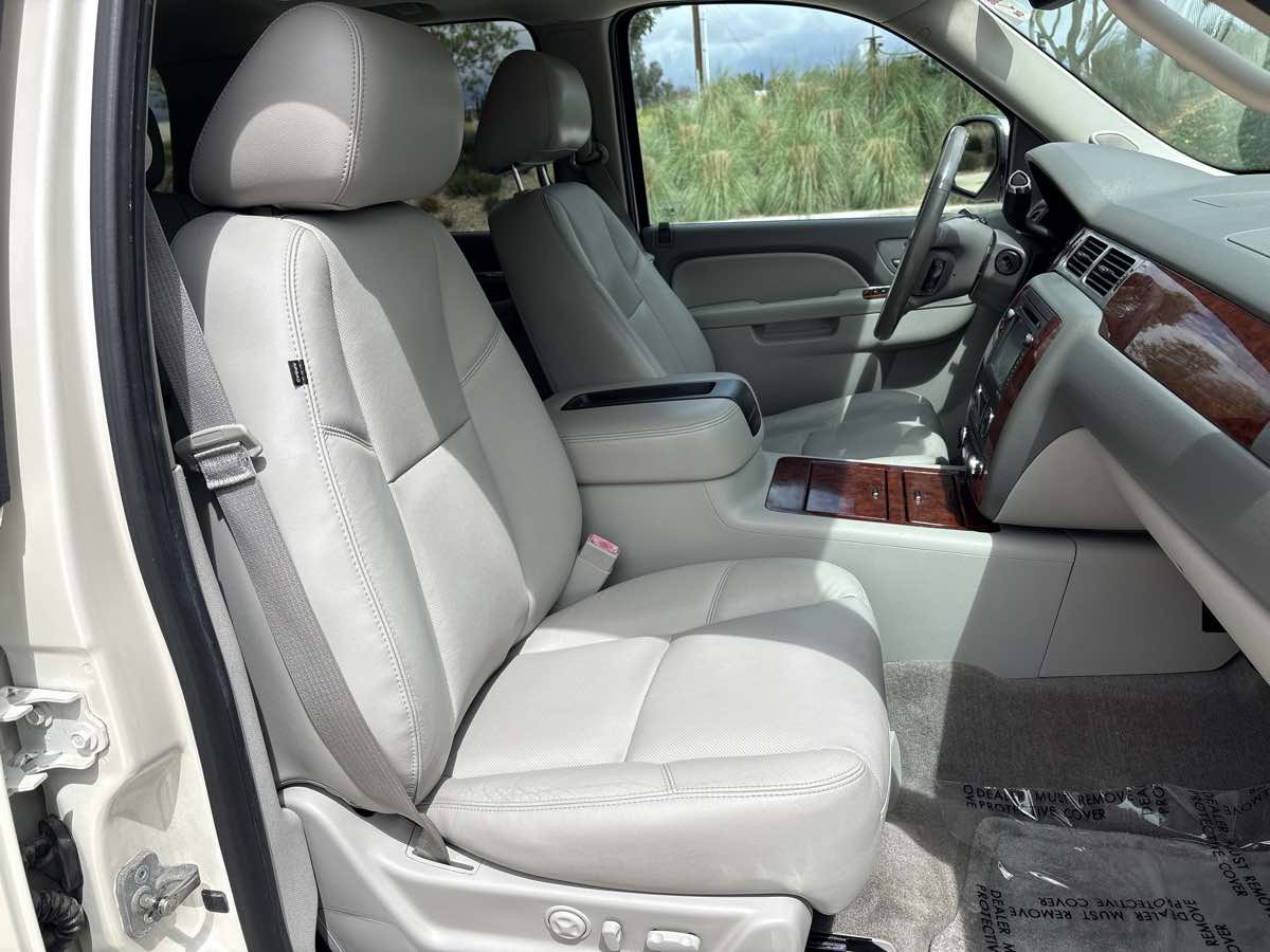 Used 2013 Chevrolet Tahoe LTZ image 20