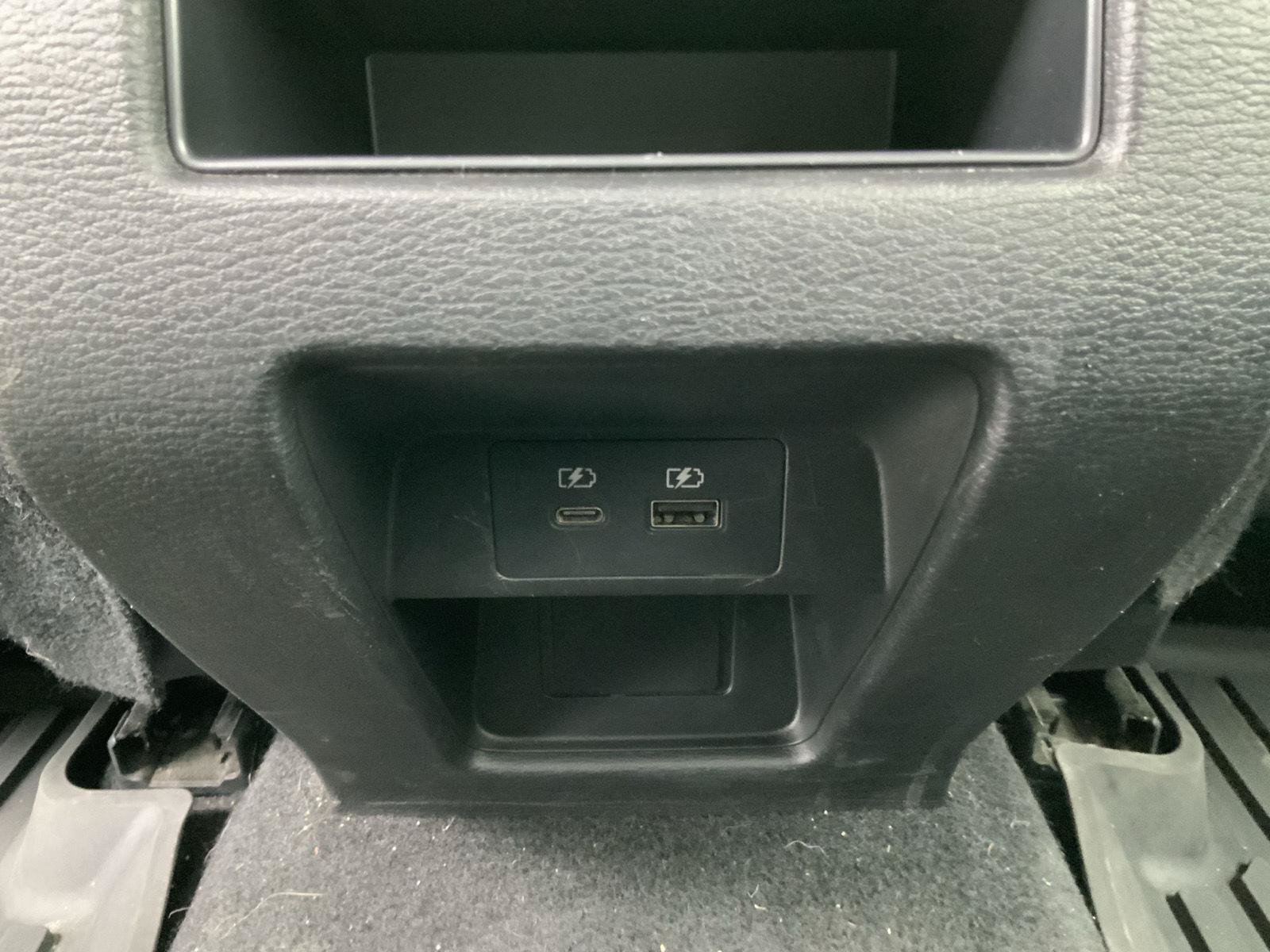 Used 2024 Mitsubishi Outlander SE AWD/4WD image 47