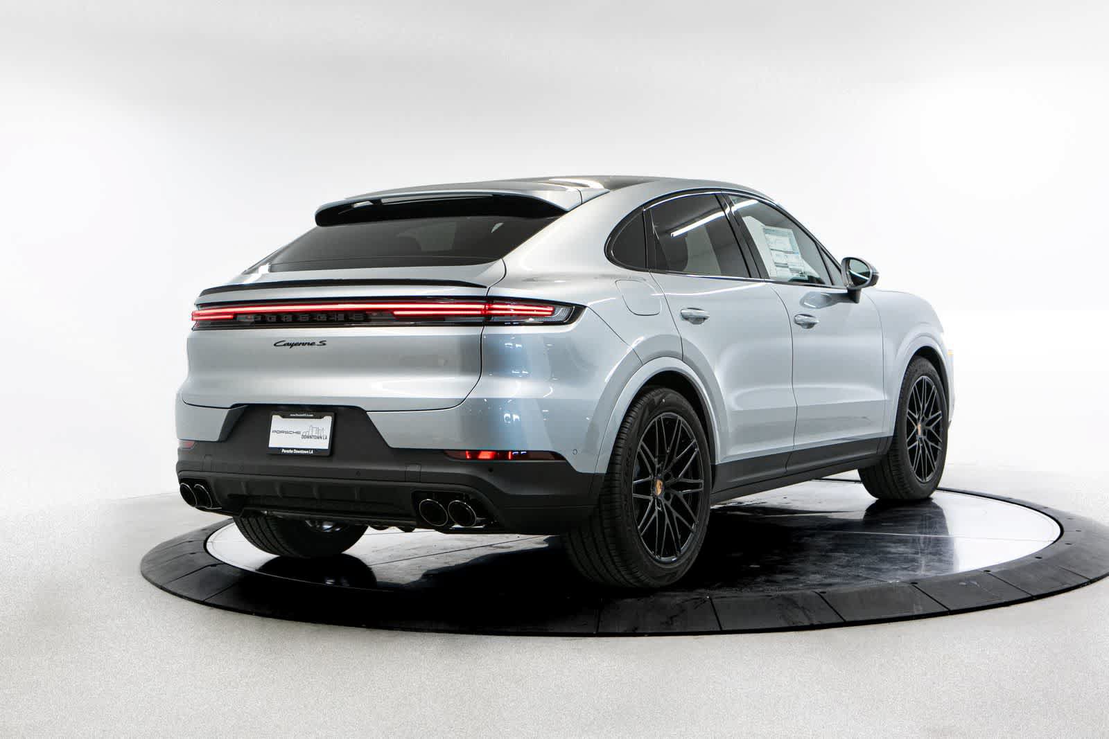 New 2026 Porsche Cayenne S AWD/4WD image 7