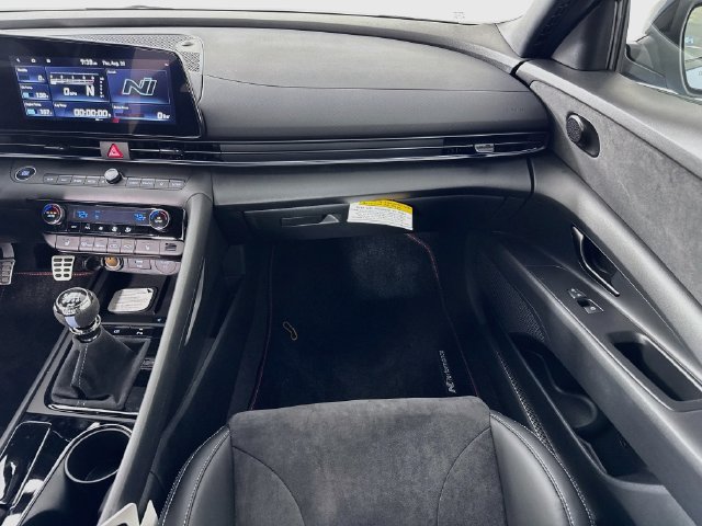 New 2026 Hyundai Elantra N FWD image 39