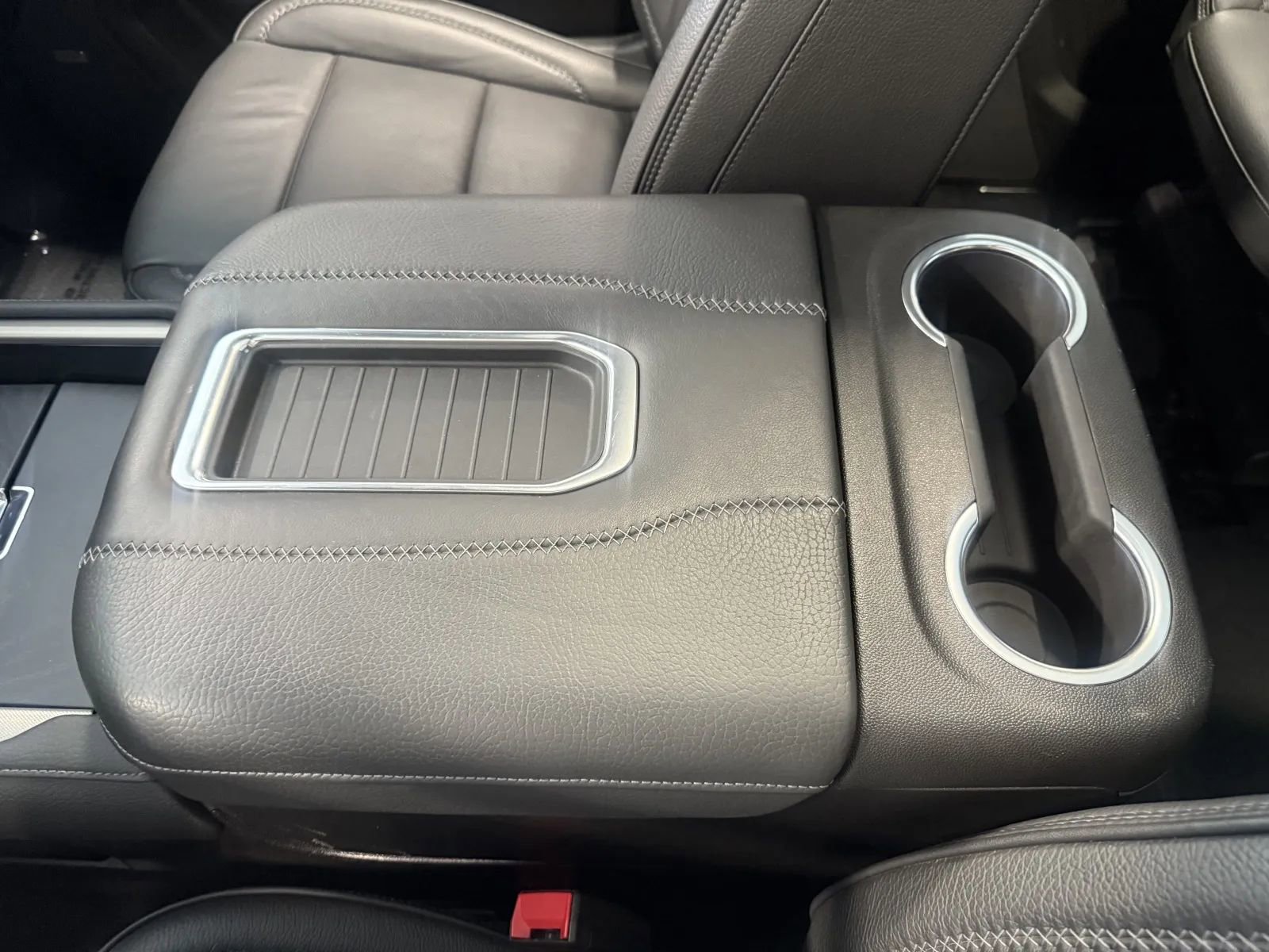 Used 2021 GMC Yukon Denali image 49