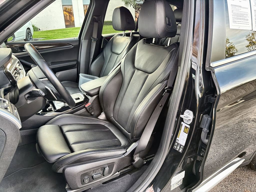 Used 2024 BMW X3 xDrive30i w/ Premium Essential Package image 13
