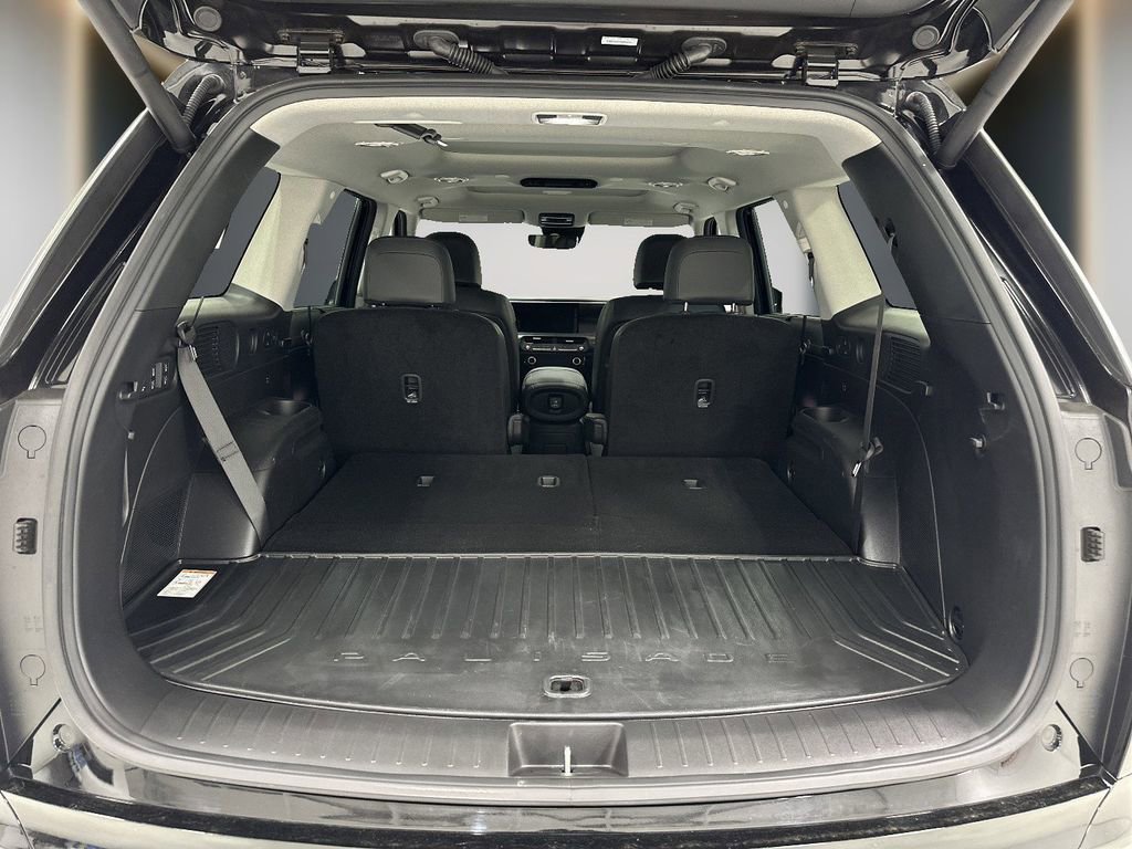 Certified 2026 Hyundai Palisade Limited FWD image 11