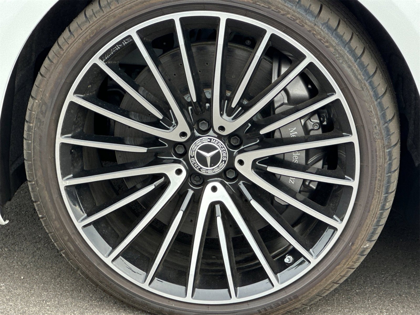 Used 2024 Mercedes-Benz S 580 S 580 image 32