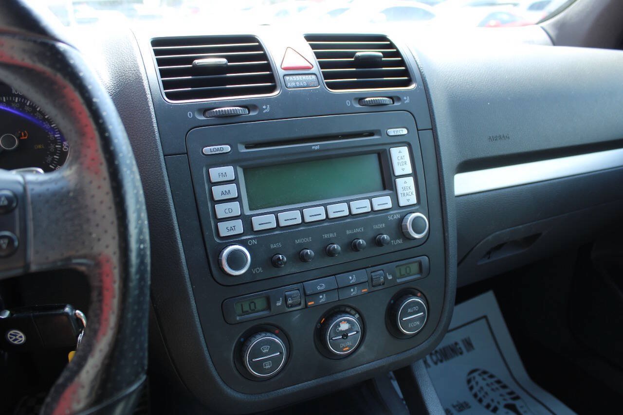 Used 2007 Volkswagen GTI 4-Door FWD image 13