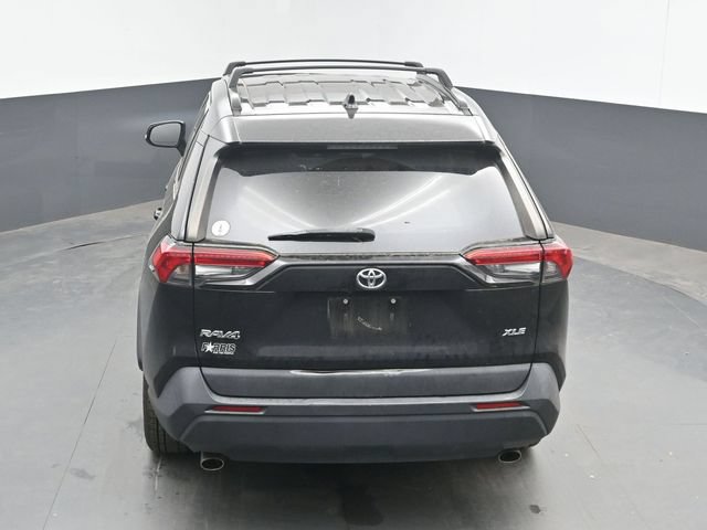 Used 2021 Toyota RAV4 XLE FWD image 23